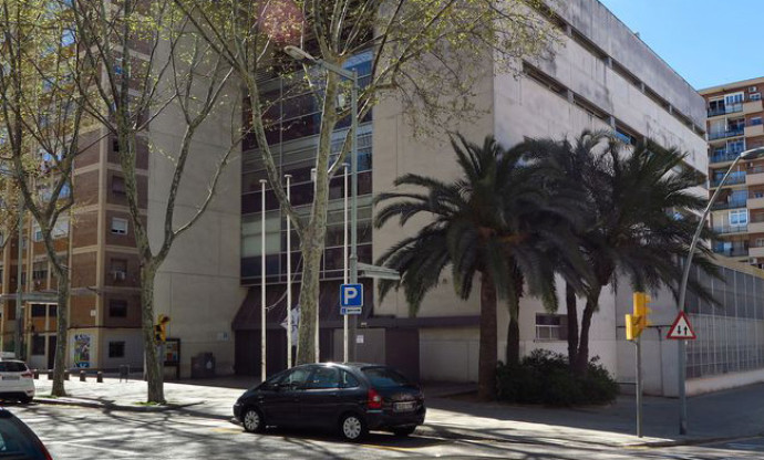 Entrance to the Civic Center of Besòs and Maresme