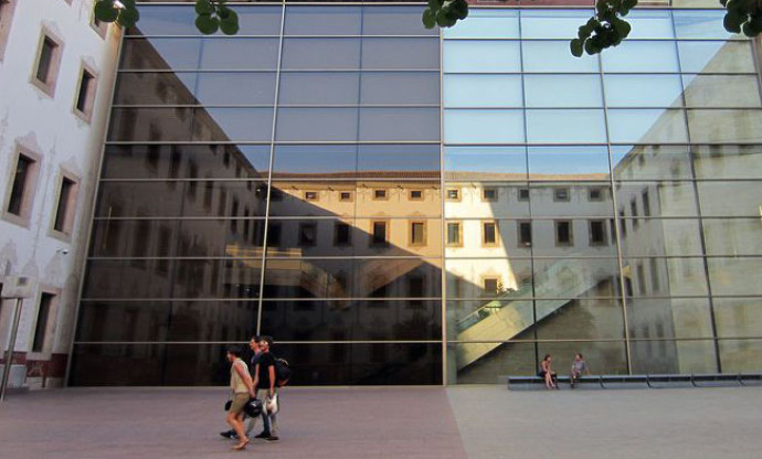 Façana del Centre de Cultura Contemporània de Barcelona's facade